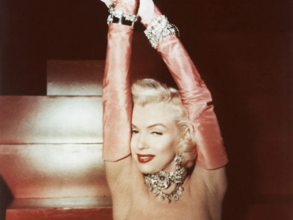 5 Jewelry Pieces to Embrace Your Inner Old Hollywood Silver Screen Star