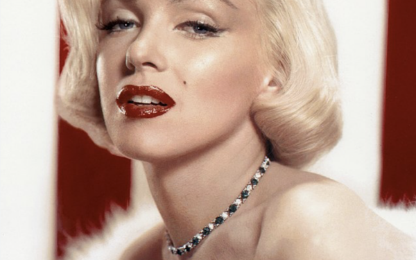 Legendary Jewels: Exploring the Jewelry Collections of Hollywood’s Icons